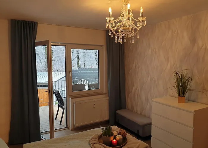 Winter In Der Waldrand Mit Zwei Balkonen * Bad Wünnenberg